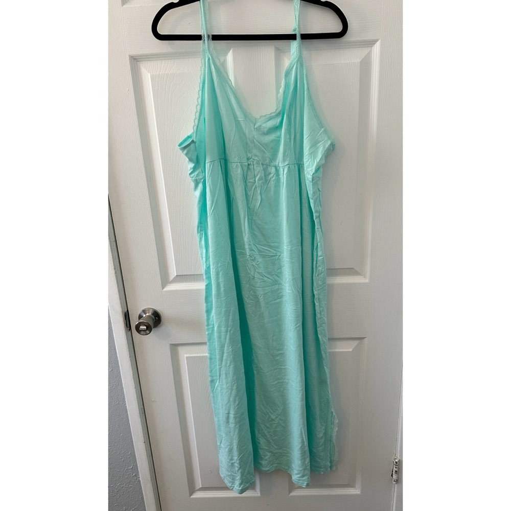 NWT - Avenue - Lace Trim Sleep Maxi Dress - mint - size 26/28